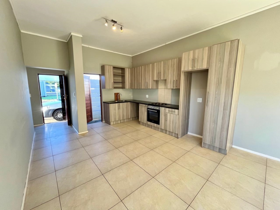 To Let 2 Bedroom Property for Rent in Nahoon Valley Park Eastern Cape